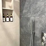 Apartment Serranos 32 *