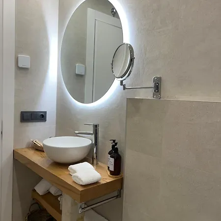 Apartament Serranos 32 *